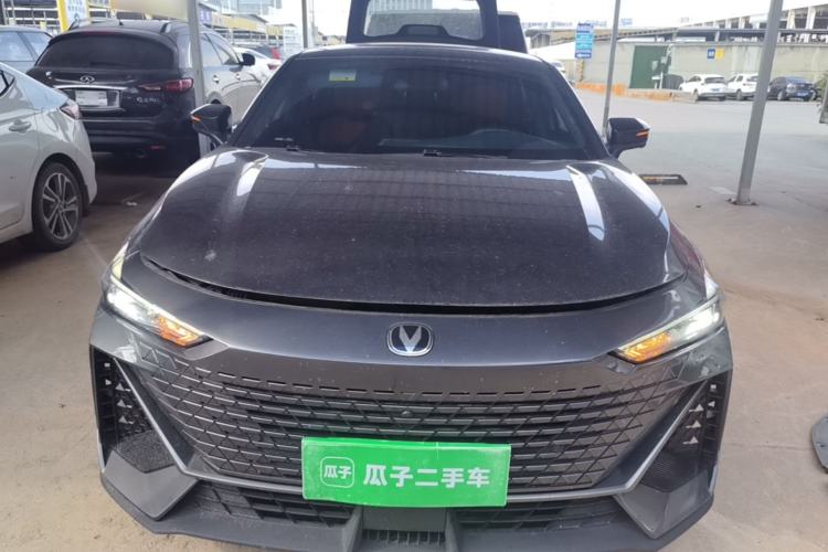 Used CHANGAN UNI-V 2022 1.5T Prestige Version Front