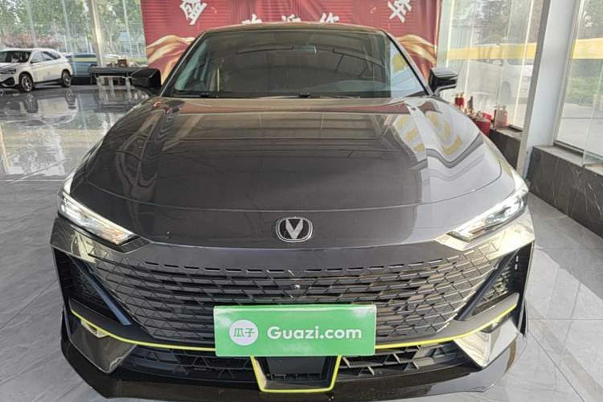 Used CHANGAN UNI-V 2022 1.5T Sport Edition Front