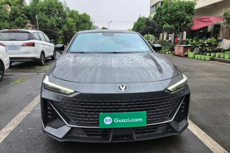 Used CHANGAN UNI-V 2022 1.5T Prestige Version Front