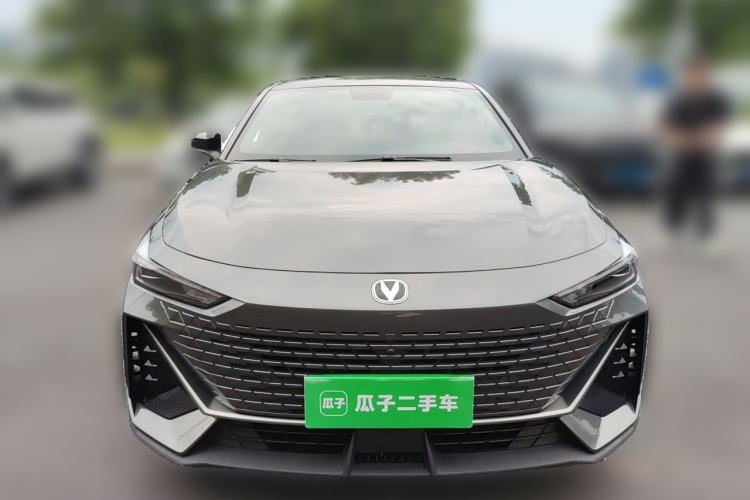 Used CHANGAN UNI-V 2022 1.5T Prestige Version Front