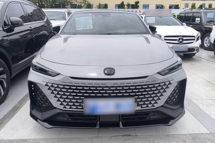 Used CHANGAN UNI-V 2022 2.0T Leading-Speed Edition Front