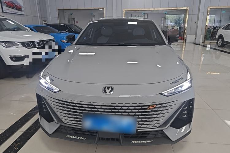 Used CHANGAN UNI-V 2022 1.5T Prestige Version Front