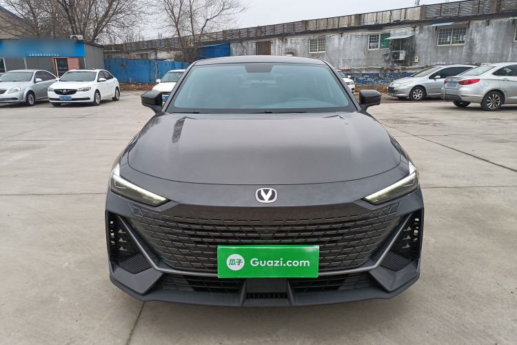 Used CHANGAN UNI-V 2022 1.5T Prestige Version Front