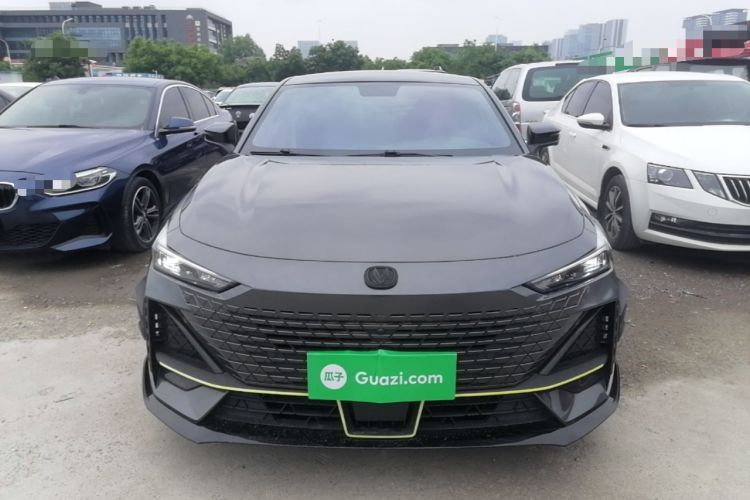 Used CHANGAN UNI-V 2022 1.5T Sport Edition Front