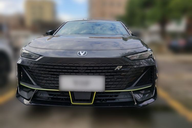 Used CHANGAN UNI-V 2022 1.5T Sport Edition Front