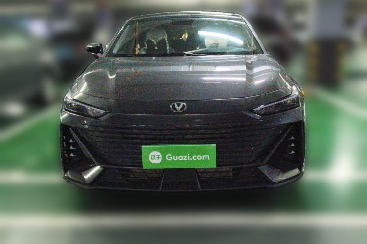 Used CHANGAN UNI-V 2022 1.5T Prestige Version Front