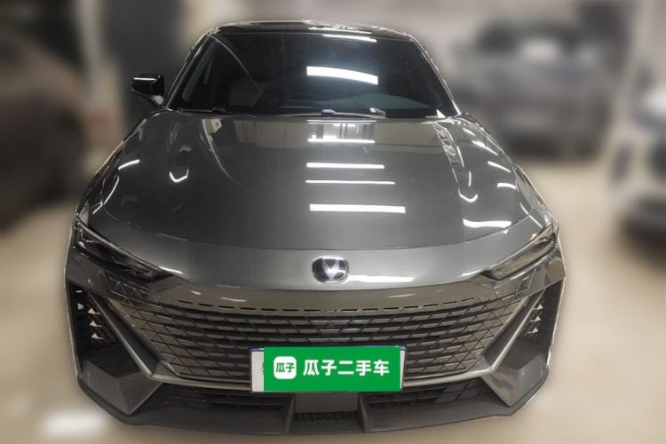Used CHANGAN UNI-V 2022 1.5T Prestige Version Front