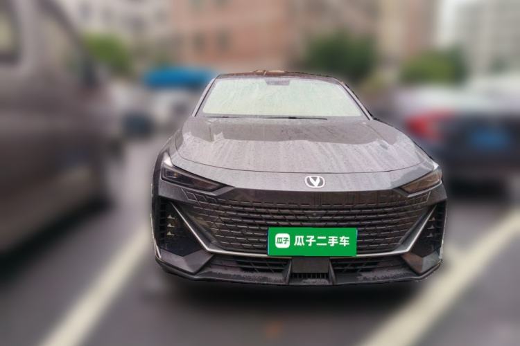 Used CHANGAN UNI-V 2022 1.5T Prestige Version Front