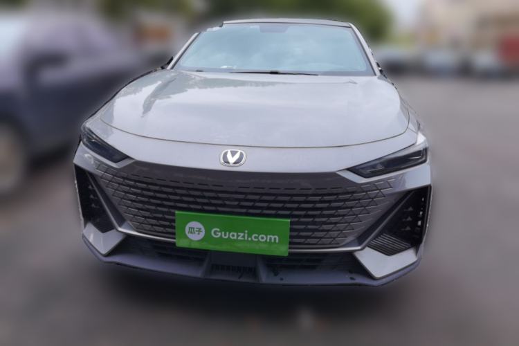 Used CHANGAN UNI-V 2022 1.5T Prestige Version Front