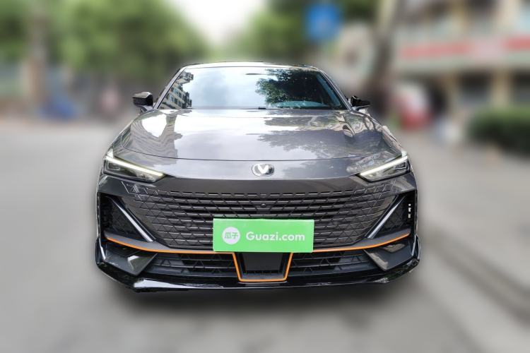 Used CHANGAN UNI-V 2022 1.5T Sport Edition Front