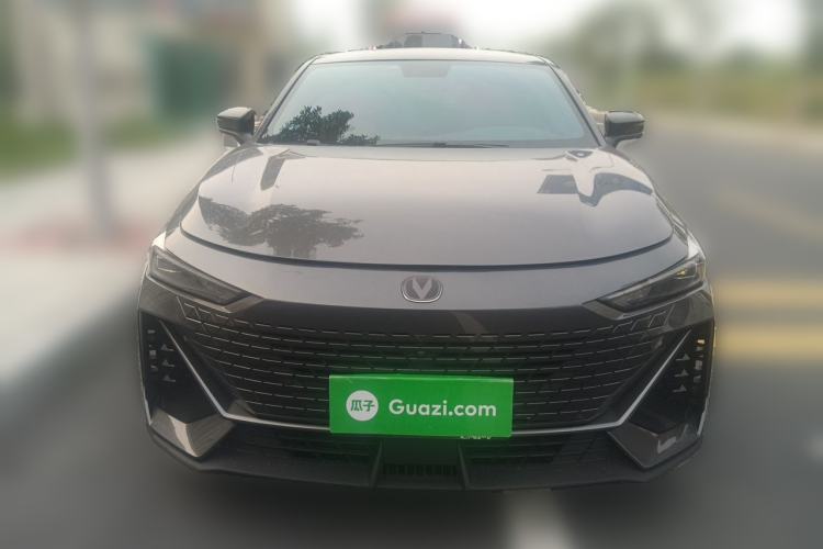 Used CHANGAN UNI-V 2022 1.5T Prestige Version Front