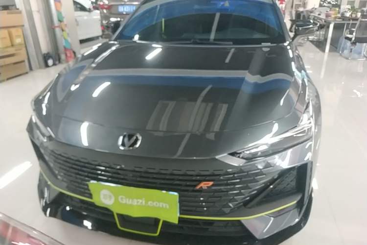 Used CHANGAN UNI-V 2022 1.5T Sport Edition Front