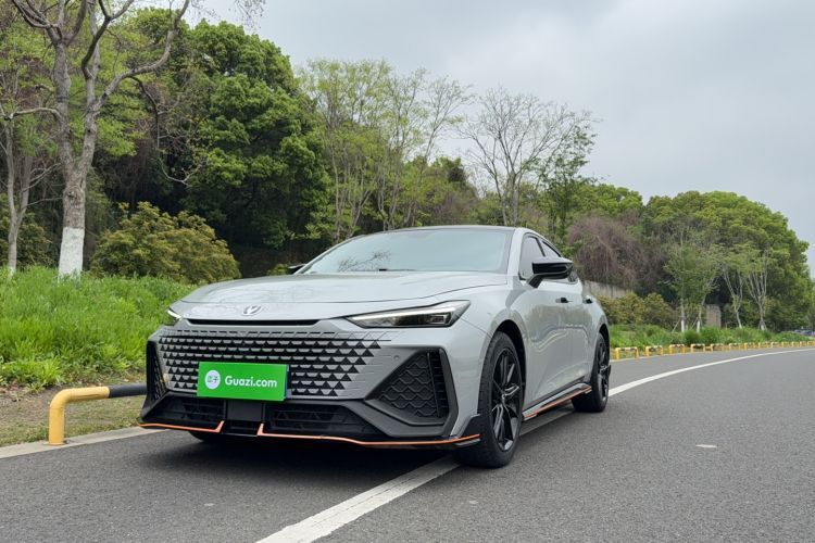 Used CHANGAN UNI-V 2022 2.0T Leading-Speed Edition Guazi used car, China used car export, Used car for sale, Used CHANGAN cars, Cheapest cars for sale