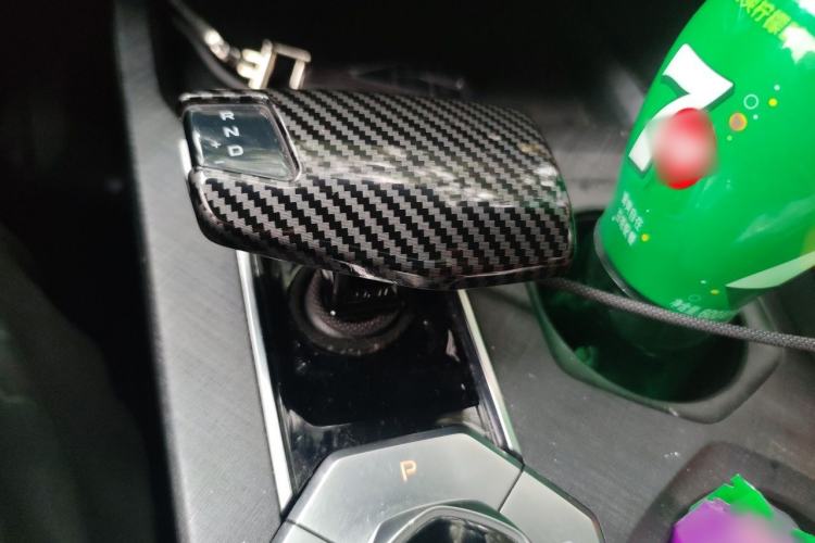 Used CHANGAN UNI-V 2022 1.5T Prestige Version Gear Lever