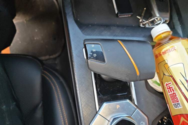 Used CHANGAN UNI-V 2022 1.5T Prestige Version Gear Lever
