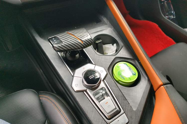 Used CHANGAN UNI-V 2022 1.5T Prestige Version Gear Lever