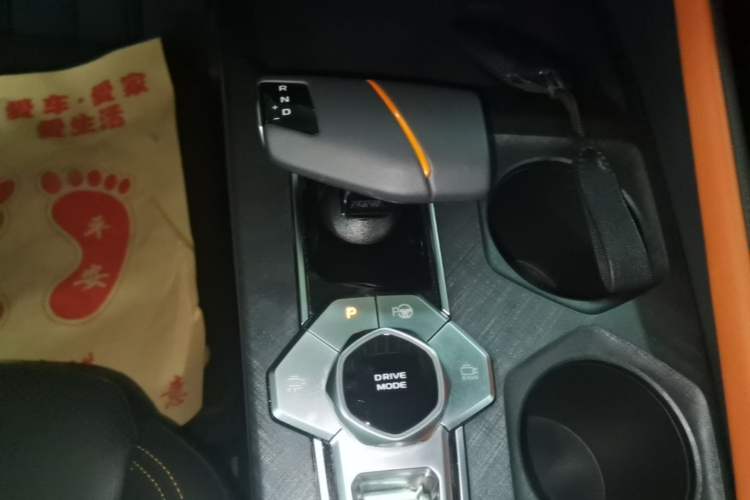 Used CHANGAN UNI-V 2022 1.5T Smart Navigation Version Gear Lever
