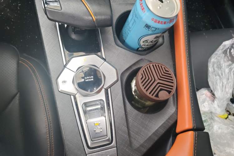 Used CHANGAN UNI-V 2022 1.5T Prestige Version Gear Lever