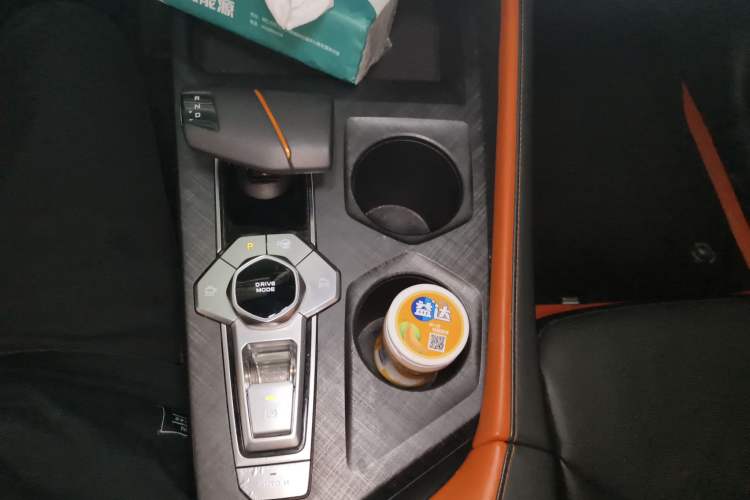 Used CHANGAN UNI-V 2022 1.5T Smart Navigation Version Gear Lever