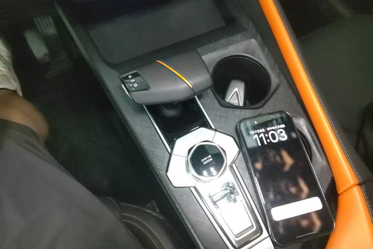 Used CHANGAN UNI-V 2022 1.5T Prestige Version Gear Lever