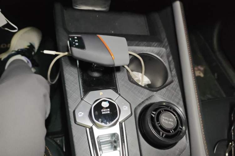 Used CHANGAN UNI-V 2022 1.5T Prestige Version Gear Lever