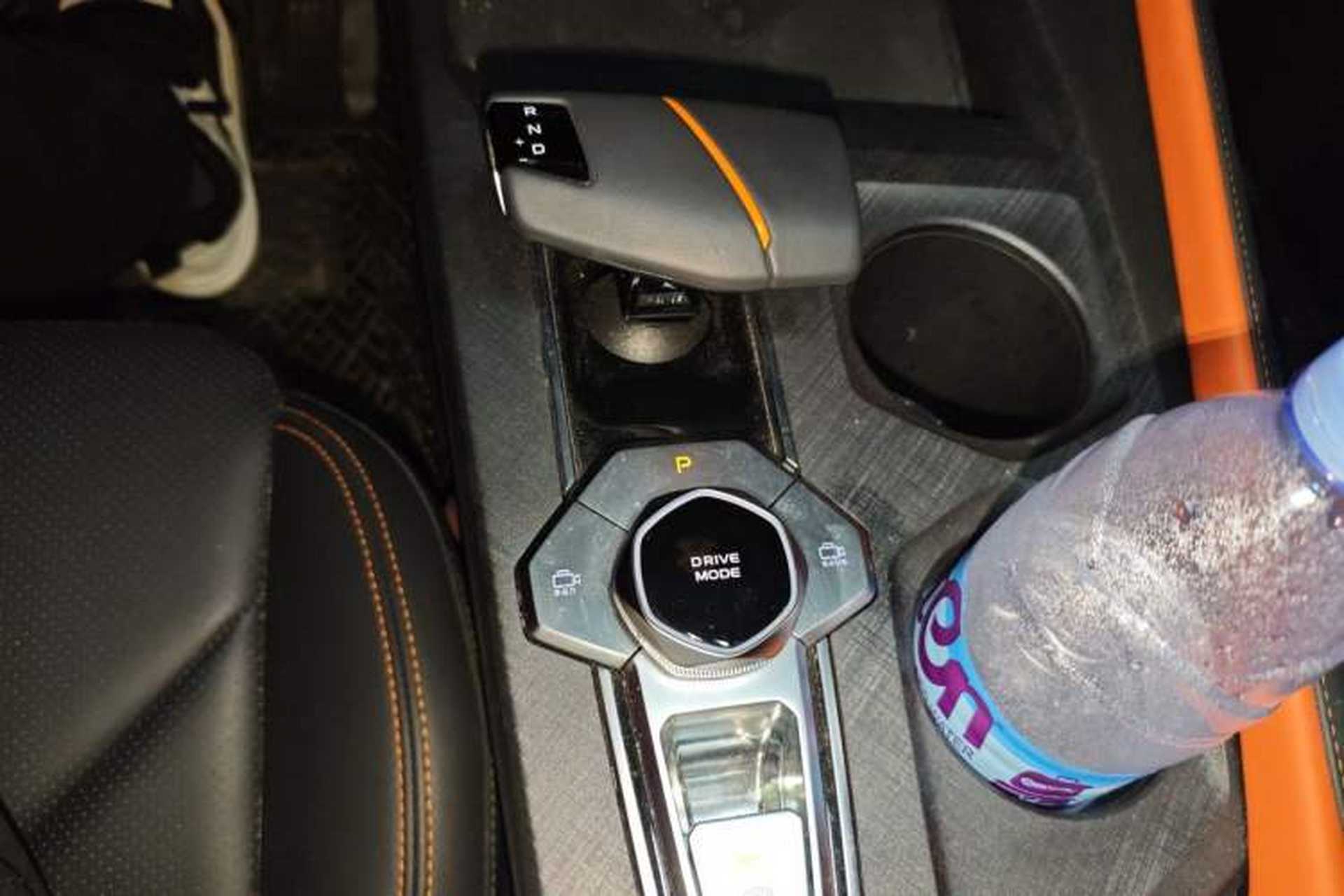 Used CHANGAN UNI-V 2022 1.5T Prestige Version Gear Lever