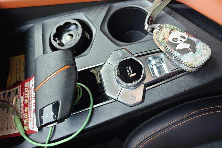 Used CHANGAN UNI-V 2022 1.5T Prestige Version Gear Lever