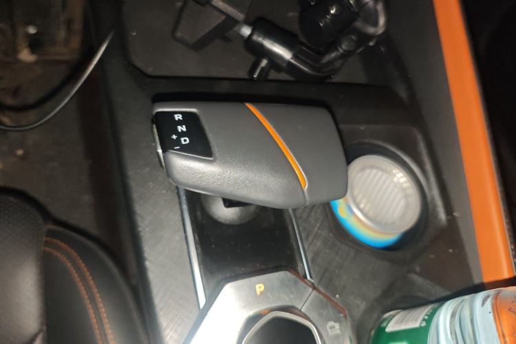 Used CHANGAN UNI-V 2022 1.5T Prestige Version Gear Lever