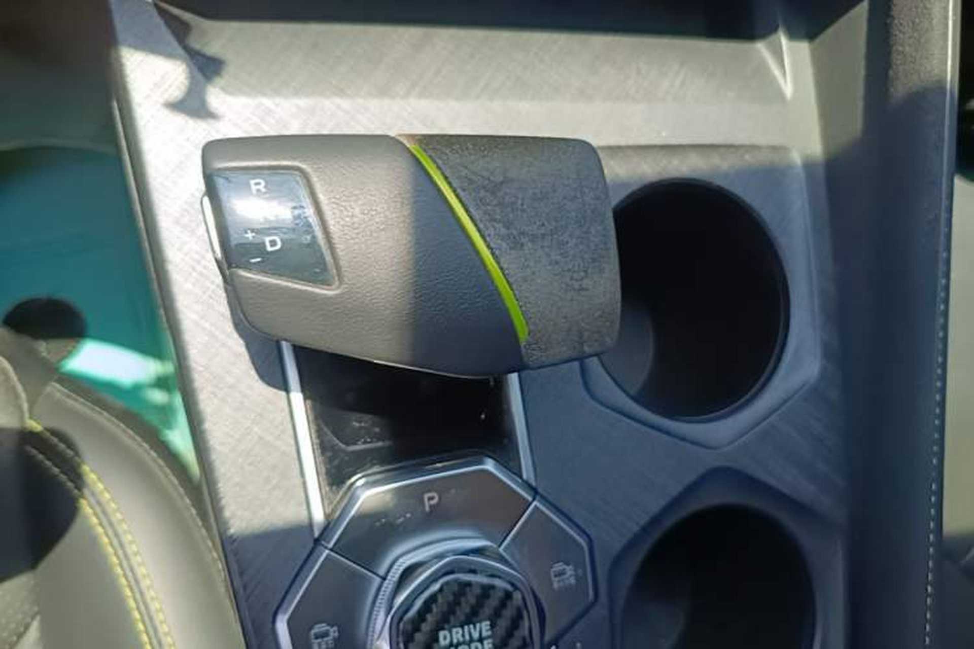 Used CHANGAN UNI-V 2022 1.5T Sport Edition Gear Lever