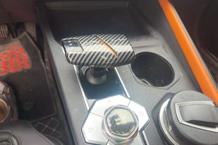 Used CHANGAN UNI-V 2022 1.5T Prestige Version Gear Lever