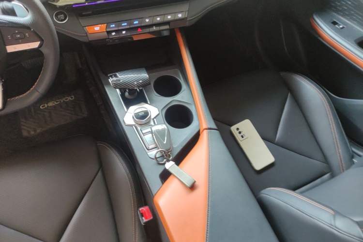 Used CHANGAN UNI-V 2022 1.5T Prestige Version Gear Lever
