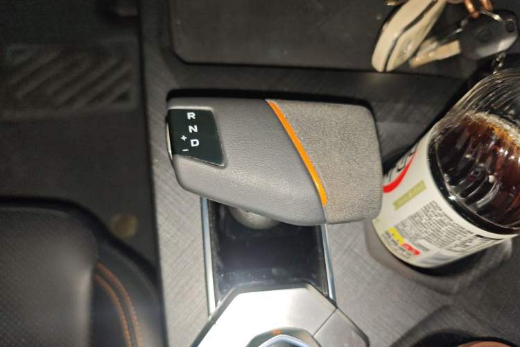 Used CHANGAN UNI-V 2022 1.5T Sport Edition Gear Lever