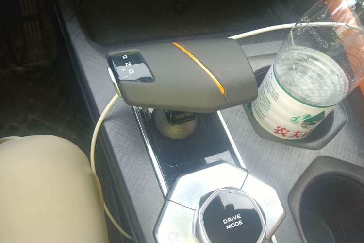 Used CHANGAN UNI-V 2022 1.5T Prestige Version Gear Lever