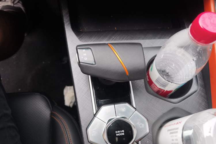 Used CHANGAN UNI-V 2022 1.5T Smart Navigation Version Gear Lever