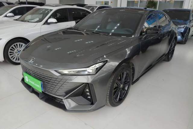 Used CHANGAN UNI-V 2022 1.5T Prestige Version