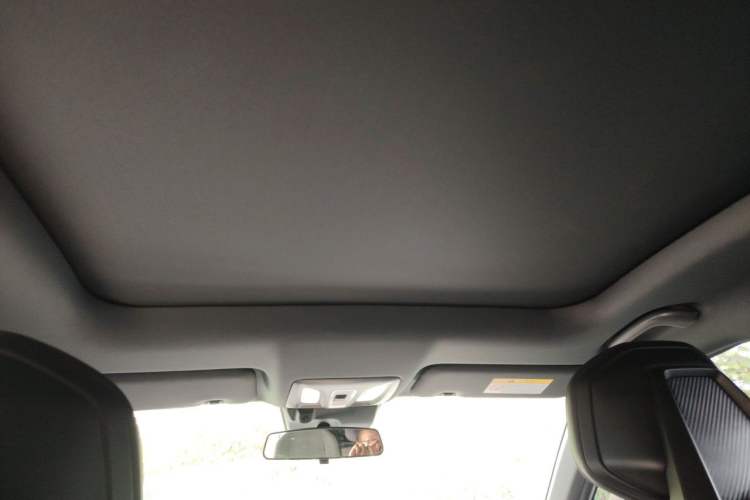Used CHANGAN UNI-V 2022 1.5T Prestige Version Headliner