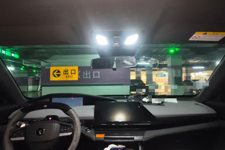 Used CHANGAN UNI-V 2022 1.5T Prestige Version Headliner