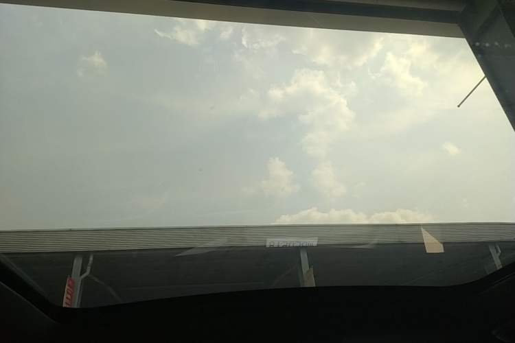 Used CHANGAN UNI-V 2022 1.5T Prestige Version Headliner