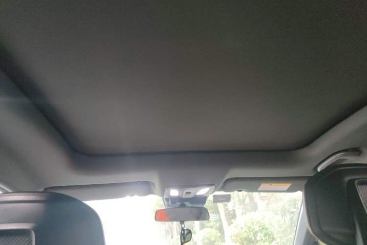 Used CHANGAN UNI-V 2022 1.5T Prestige Version Headliner