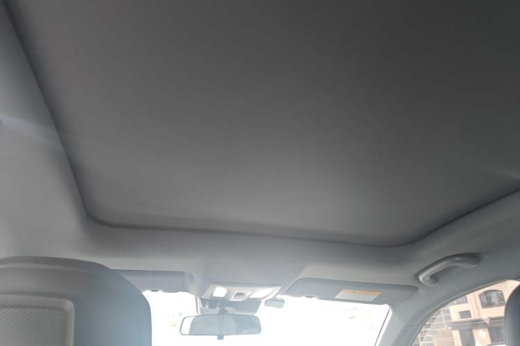 Used CHANGAN UNI-V 2022 1.5T Prestige Version Headliner