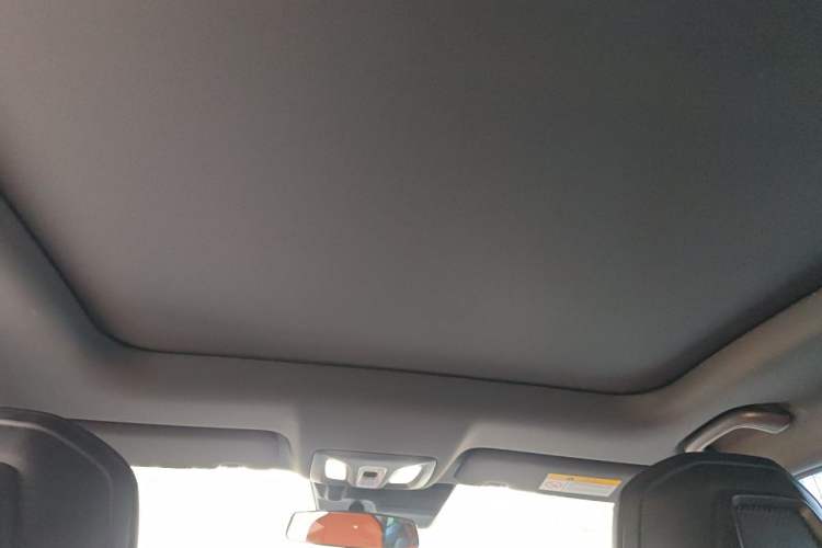 Used CHANGAN UNI-V 2022 1.5T Smart Navigation Version Headliner