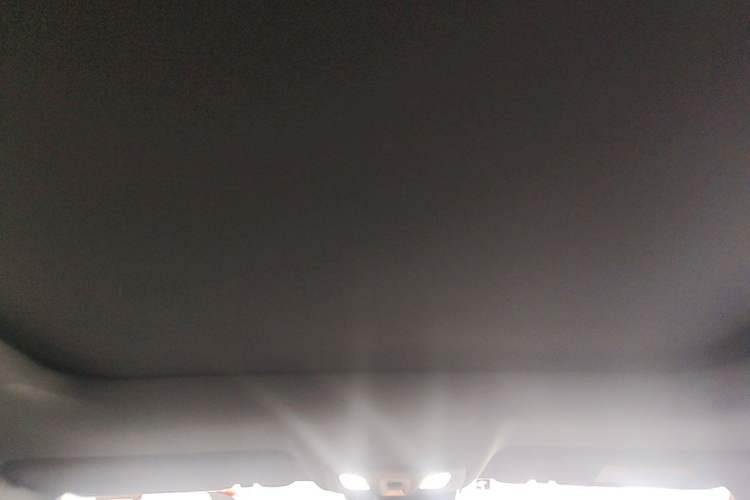 Used CHANGAN UNI-V 2022 1.5T Prestige Version Headliner