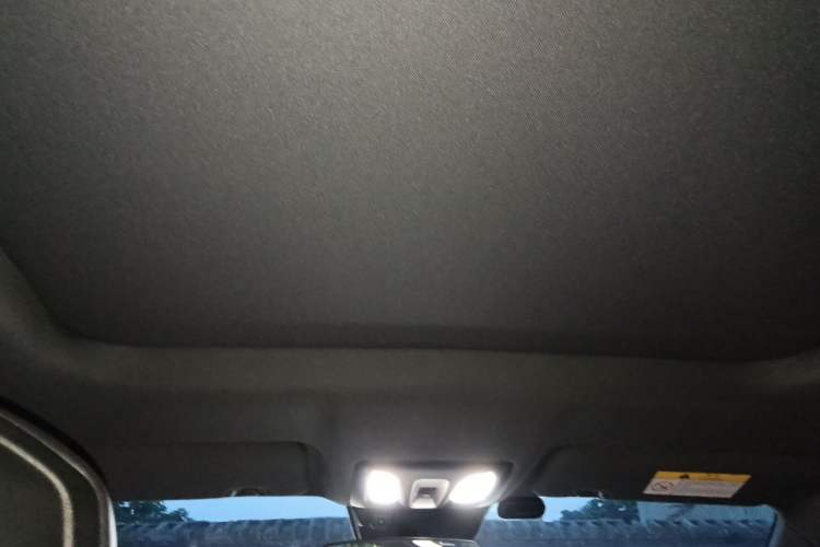 Used CHANGAN UNI-V 2022 1.5T Prestige Version Headliner
