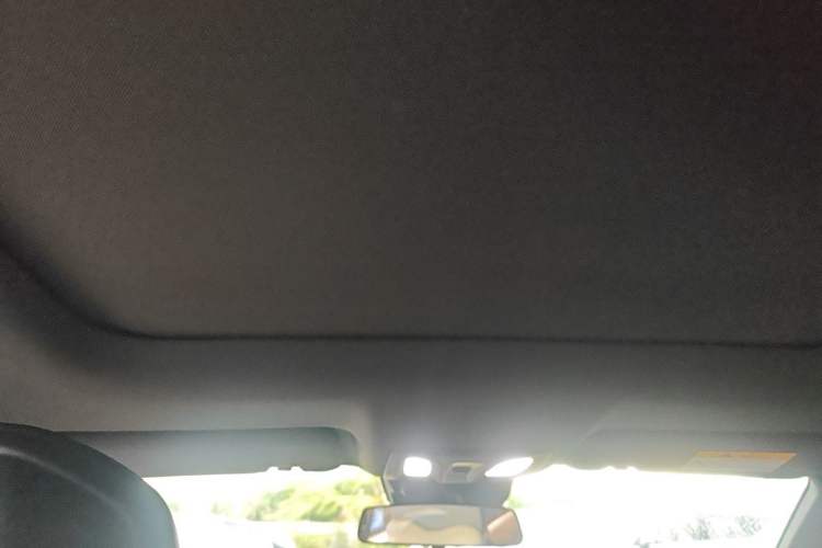 Used CHANGAN UNI-V 2022 1.5T Prestige Version Headliner