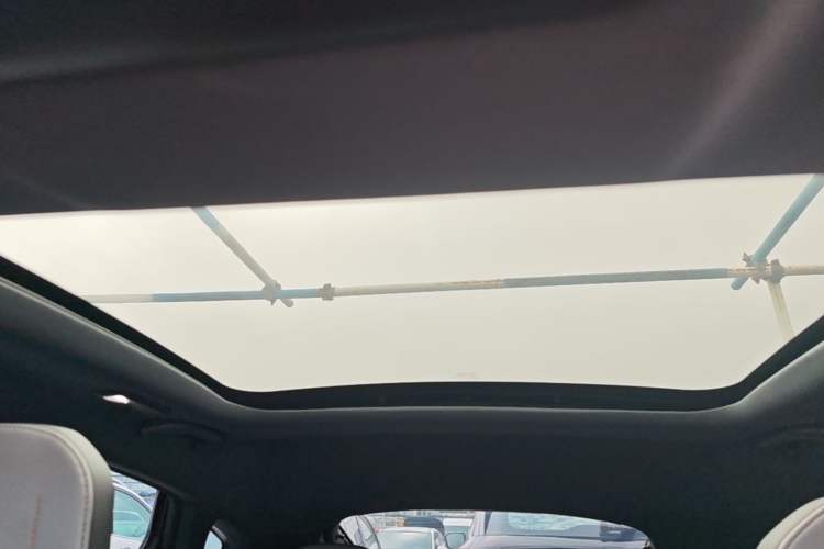 Used CHANGAN UNI-V 2022 1.5T Prestige Version Headliner