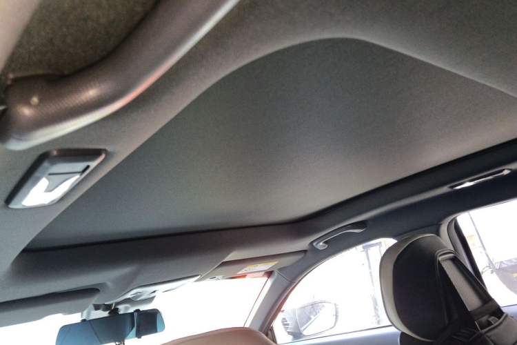 Used CHANGAN UNI-V 2022 1.5T Prestige Version Headliner