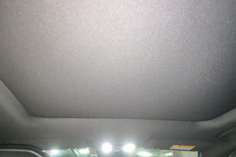 Used CHANGAN UNI-V 2022 1.5T Prestige Version Headliner