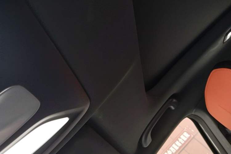 Used CHANGAN UNI-V 2022 1.5T Prestige Version Headliner