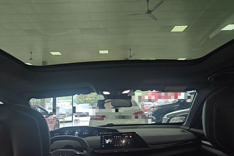 Used CHANGAN UNI-V 2022 1.5T Prestige Version Headliner