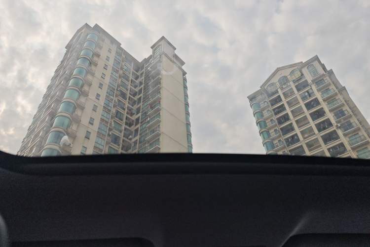 Used CHANGAN UNI-V 2022 1.5T Prestige Version Headliner